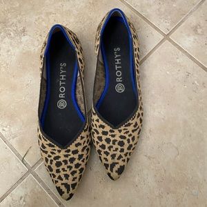 Leopard points rothys